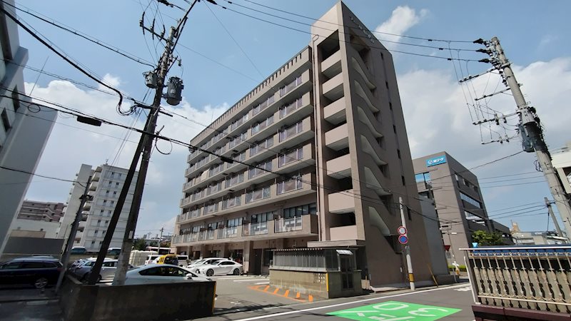 ファーストいずみビル 外観
