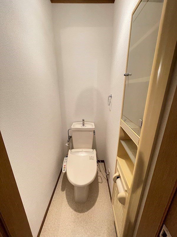 エイトハイム　A棟 反転タイプの参考写真です。現況を優先します。