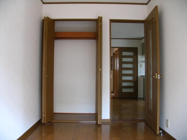 エイトハイム　A棟 参考写真、現況を優先します。