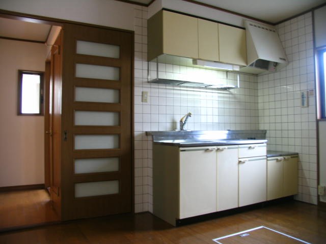 エイトハイム　A棟 参考写真、現況を優先します。