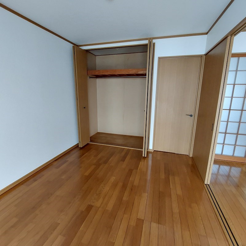 スカイ横浜Ⅲ 収納