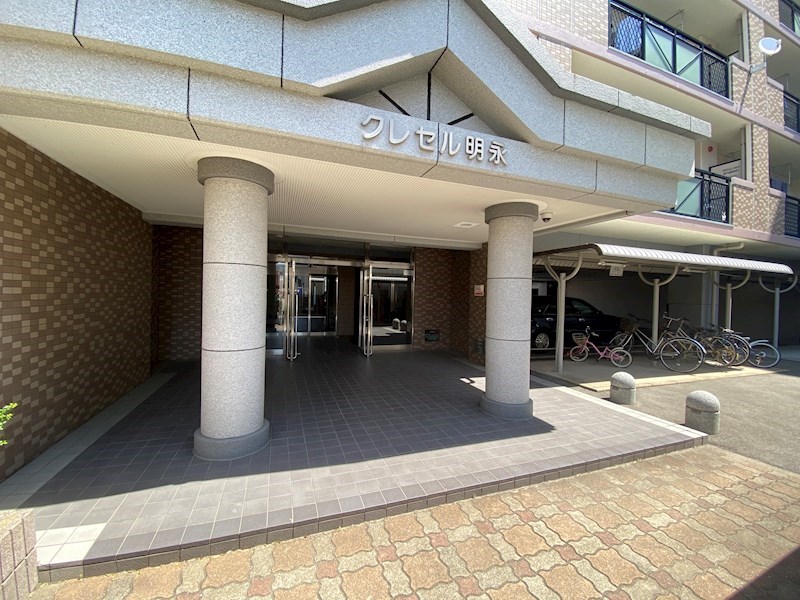 クレセル明永 エントランス