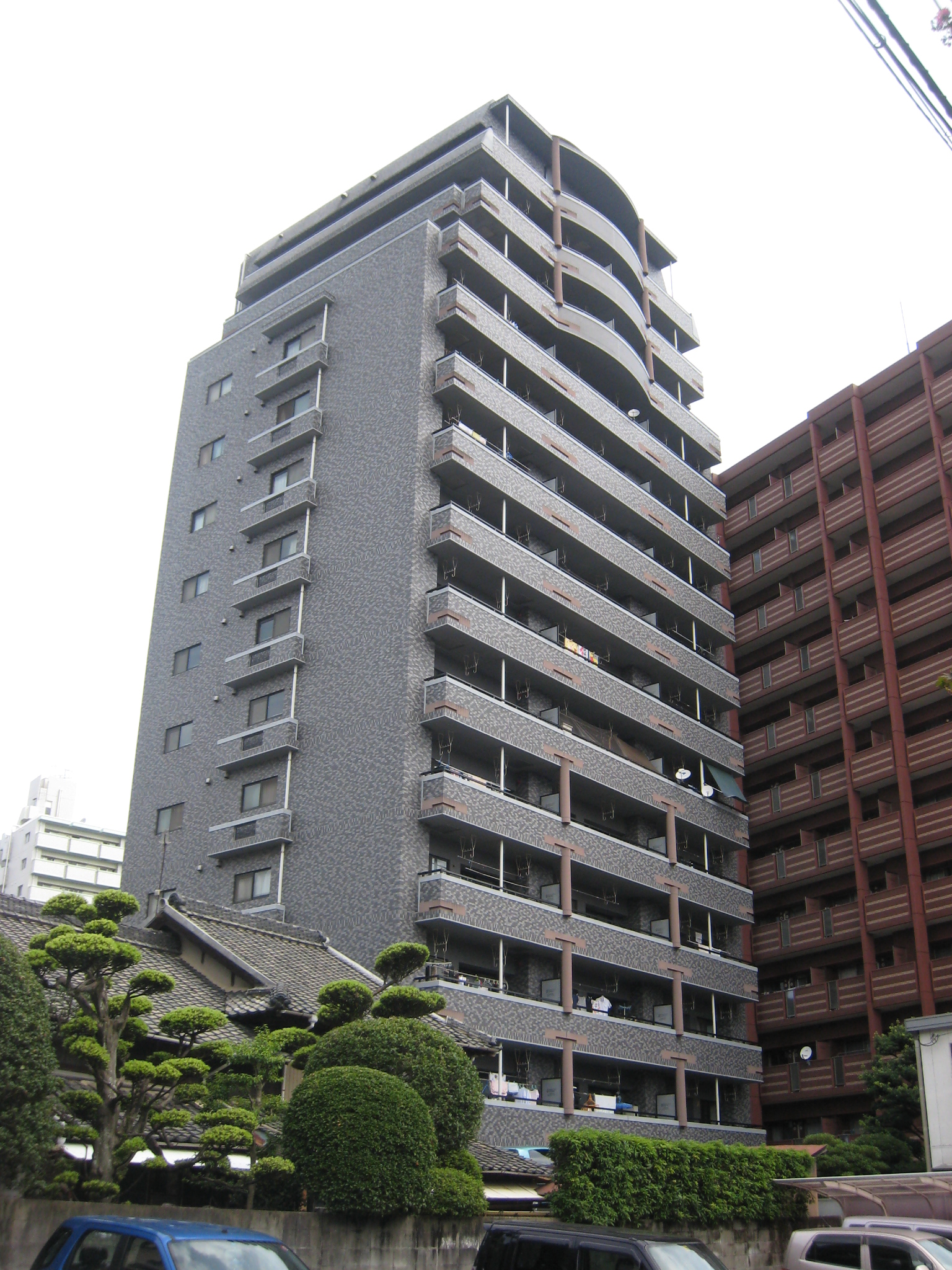 サバーブ比恵 