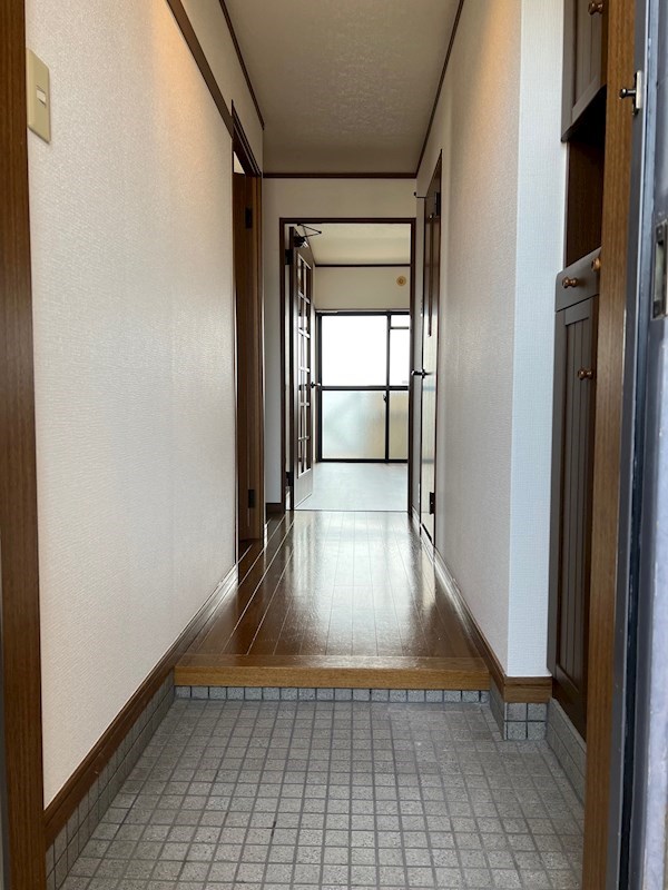 ファミーユTANI 玄関